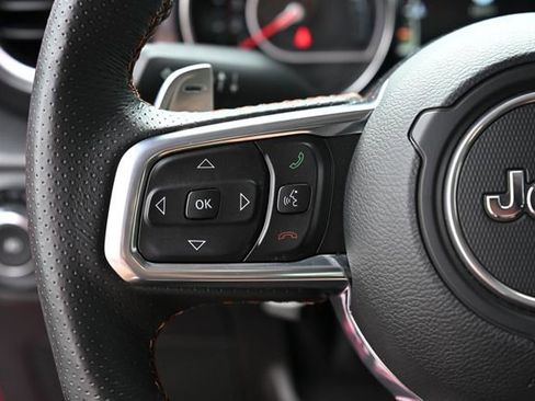 Used 2022 Jeep Wrangler Unlimited Rubicon w/ Xtreme Recon 35" Tire Package image 40