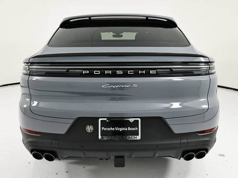 New 2026 Porsche Cayenne S image 6