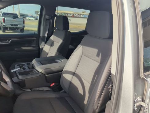 Used 2024 GMC Sierra 1500 Elevation image 25