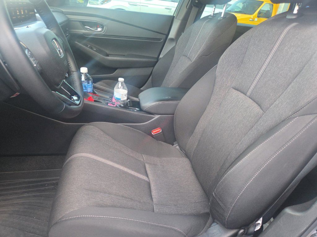 Used 2025 Honda Accord Sport image 20