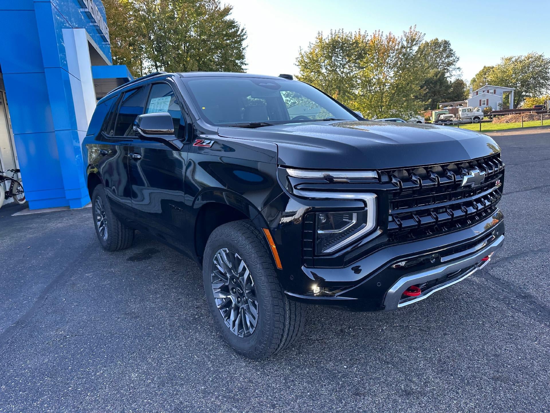 New 2027 Chevrolet Tahoe Z71 w/ Comfort Package AWD/4WD image 3