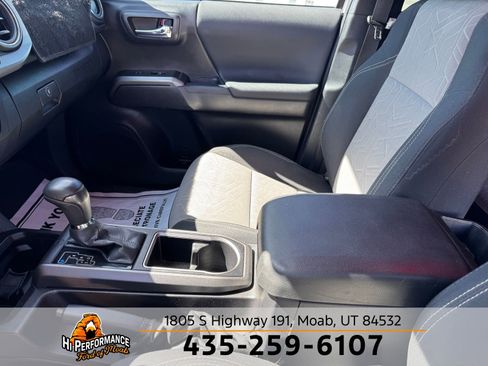 Used 2023 Toyota Tacoma TRD Off-Road AWD/4WD image 28