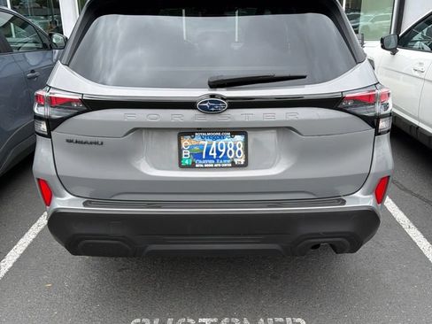 Certified 2025 Subaru Forester Premium AWD/4WD image 16