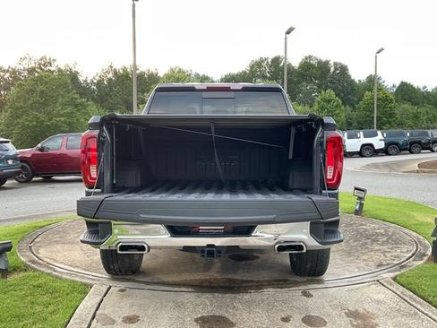 Used 2024 GMC Sierra 1500 SLT w/ SLT Premium Plus Package AWD/4WD image 25