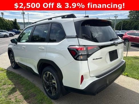 New 2026 Subaru Forester Touring AWD/4WD image 5