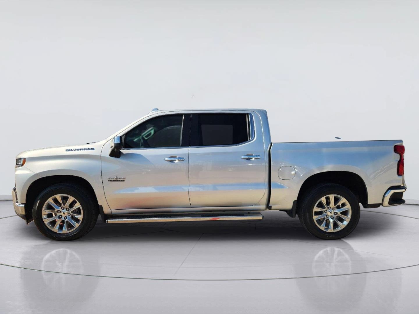 Certified 2019 Chevrolet Silverado 1500 LTZ w/ LTZ Texas Edition RWD image 4