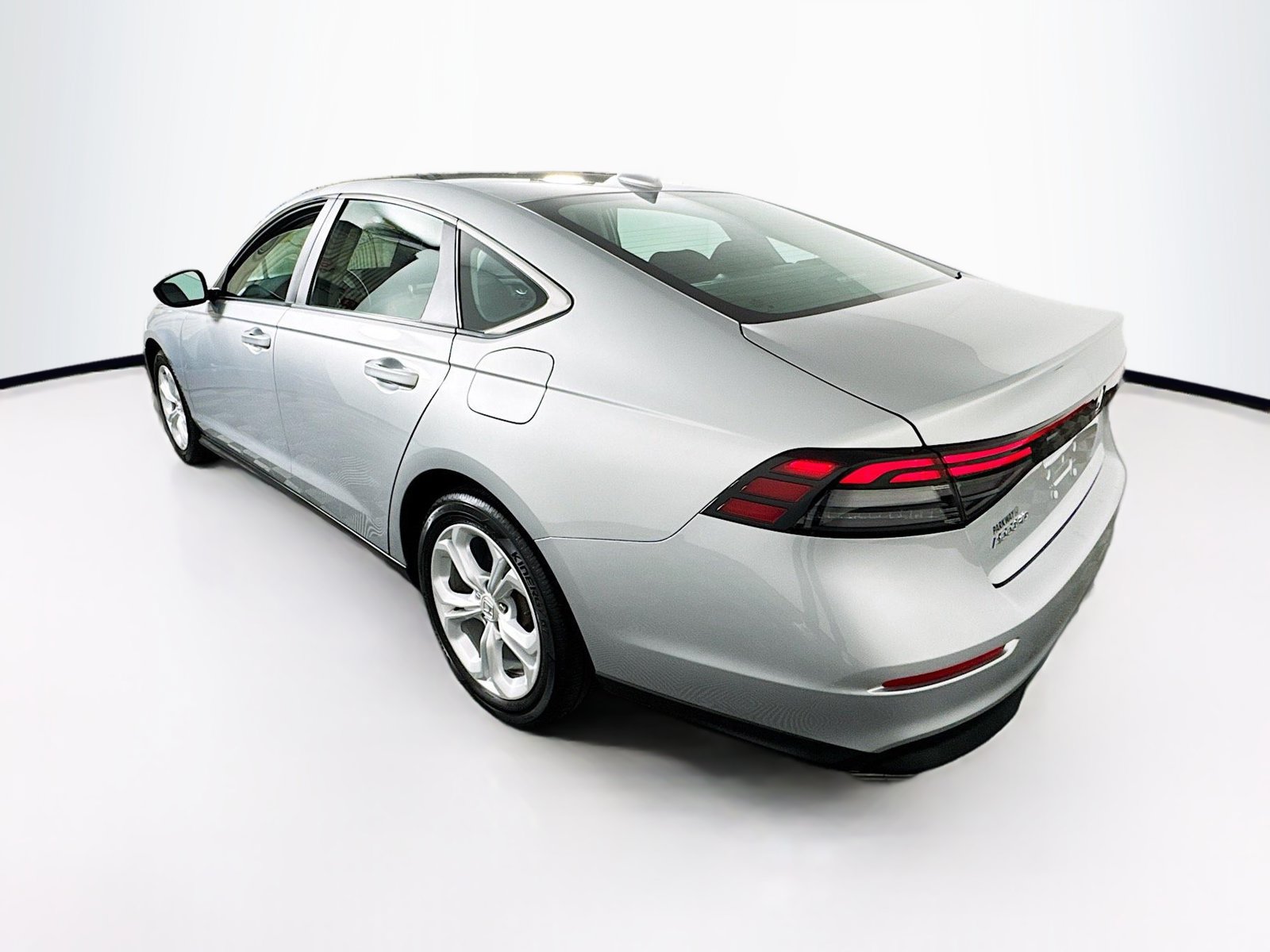 Used 2025 Honda Accord LX image 6