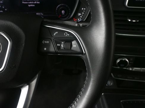 Used 2018 Audi Q5 2.0T Premium Plus w/ Premium Plus Package AWD/4WD image 11