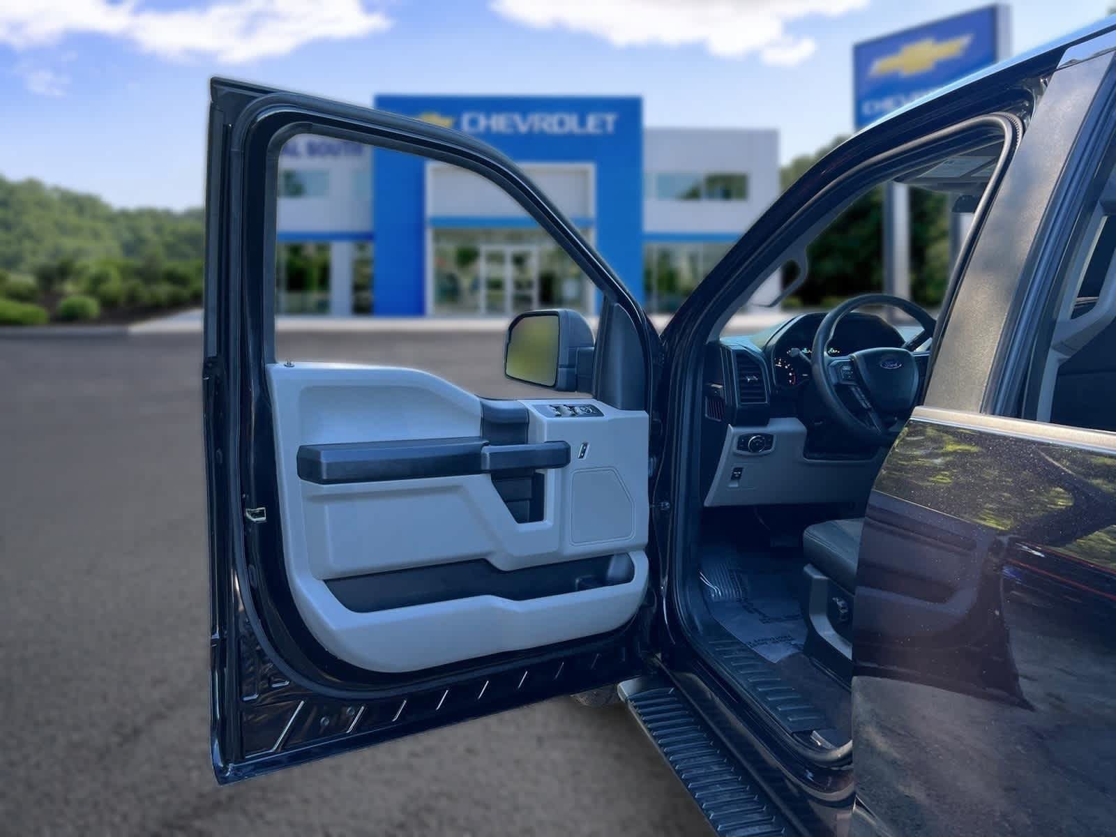 Used 2020 Ford F150 XL w/ Equipment Group 101A Mid AWD/4WD image 15