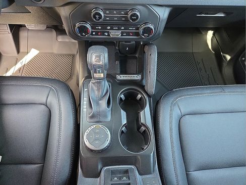 New 2026 Ford Bronco Badlands AWD/4WD image 25