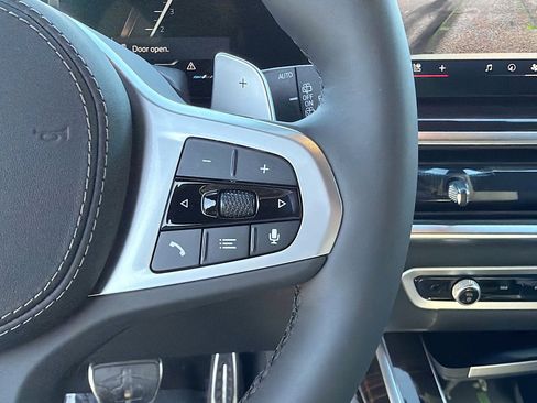 New 2027 BMW X7 xDrive40i image 39