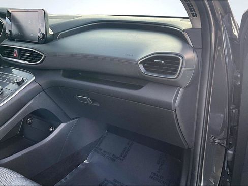 Used 2023 Hyundai Santa Fe SE image 17