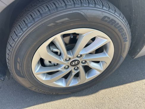 Used 2018 Hyundai Tucson SEL image 14