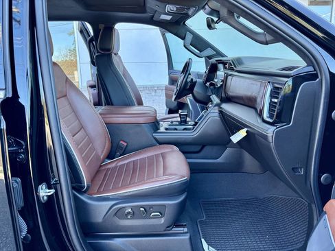 Used 2023 GMC Sierra 1500 Denali Ultimate image 49