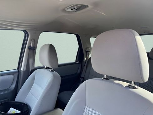 Used 2014 Toyota 4Runner SR5 image 28