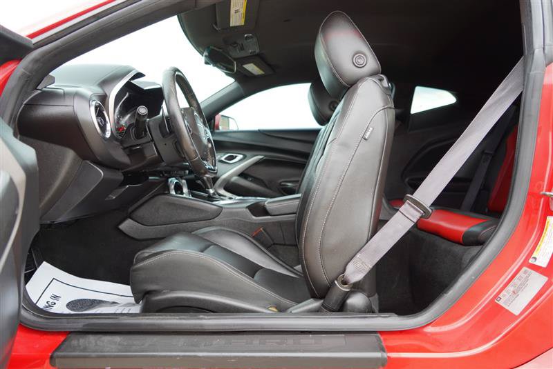 Used 2016 Chevrolet Camaro SS RWD image 53