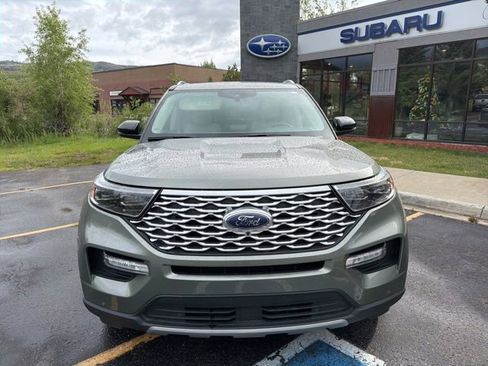 Used 2020 Ford Explorer Platinum w/ Premium Technology Package AWD/4WD image 12