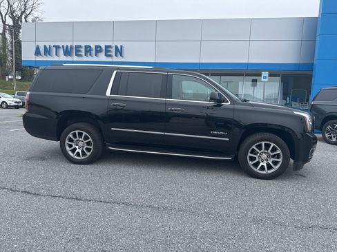 Used 2020 GMC Yukon XL Denali image 5