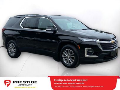 Used 2023 Chevrolet Traverse LT