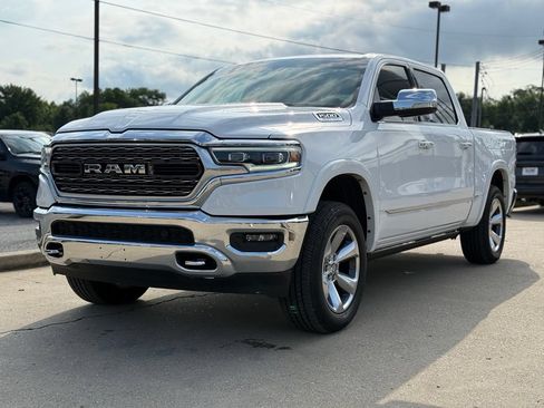 Used 2021 RAM 1500 Limited AWD/4WD image 2