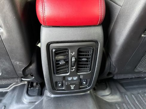 Used 2021 Dodge Durango R/T w/ Blacktop Package AWD/4WD image 19