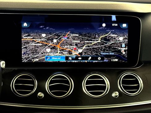 Used 2023 Mercedes-Benz E 350 4MATIC Sedan image 20