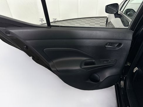 Used 2025 Nissan Versa SV image 25