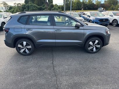 New 2025 Volkswagen Taos S