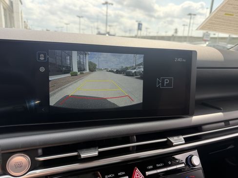 Certified 2025 Hyundai Santa Cruz SEL AWD/4WD image 40