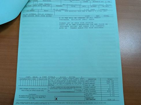 Used 2023 Ford Transit Connect XL image 3