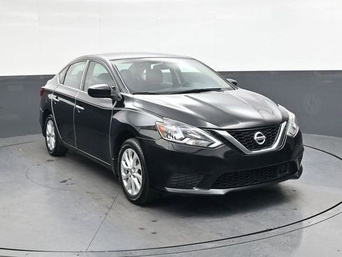 Used 2018 Nissan Sentra SV image 2