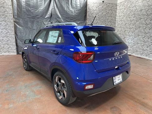 New 2026 Hyundai Venue SEL FWD image 5