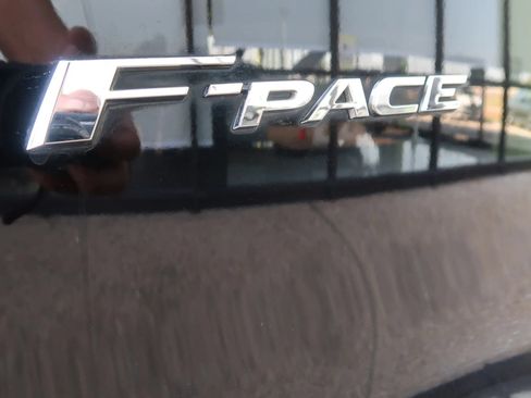 Used 2019 Jaguar F-PACE S AWD/4WD image 52