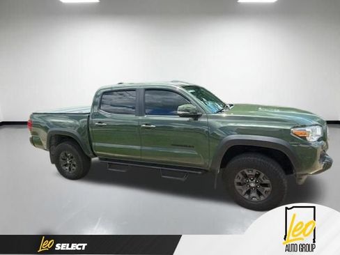 Used 2021 Toyota Tacoma SR5 w/ Trail Edition AWD/4WD image 2