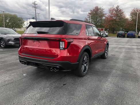 New 2026 Ford Explorer ST image 5