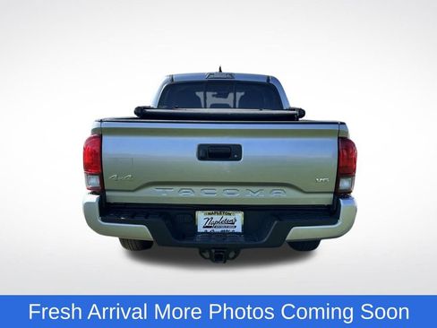 Used 2022 Toyota Tacoma SR AWD/4WD image 7