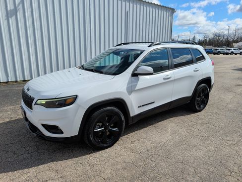 Used 2021 Jeep Cherokee Latitude Plus image 1