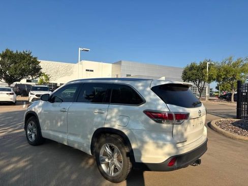 Used 2016 Toyota Highlander Limited Platinum FWD image 7
