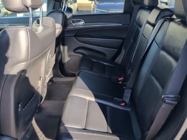Used 2019 Jeep Grand Cherokee Limited AWD/4WD image 25