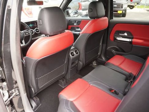 Used 2021 Mercedes-Benz GLB 250 image 12
