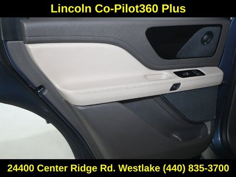 Used 2020 Lincoln Aviator Reserve w/ Equipment Group 201A image 13