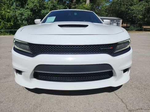 Used 2019 Dodge Charger GT RWD image 2