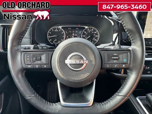 Used 2024 Nissan Pathfinder SL w/ SL Premium Package image 22