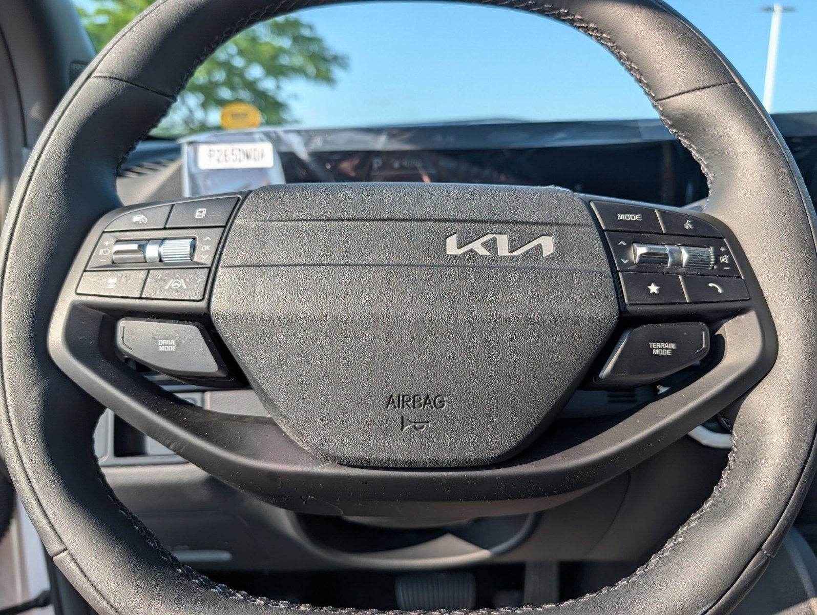 Used 2026 Kia Sportage X-Line w/ X-Line Premium Package AWD/4WD image 33