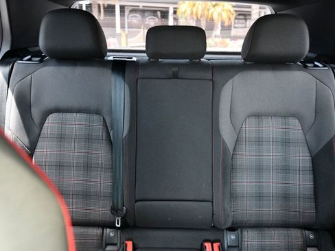 Used 2022 Volkswagen GTI SE FWD image 32