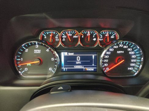 Used 2016 Chevrolet Suburban LS RWD image 23