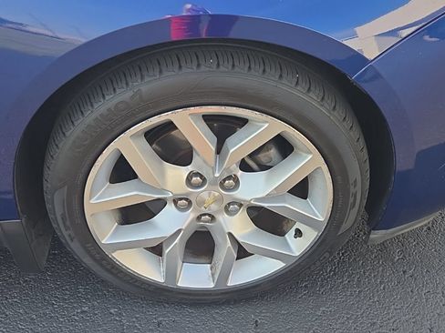 Used 2014 Chevrolet Impala LTZ FWD image 12