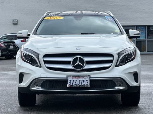 Used 2017 Mercedes-Benz GLA 250 4MATIC image 10