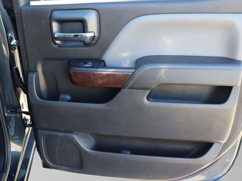 Used 2018 GMC Sierra 1500 SLT w/ SLT Premium Package image 29