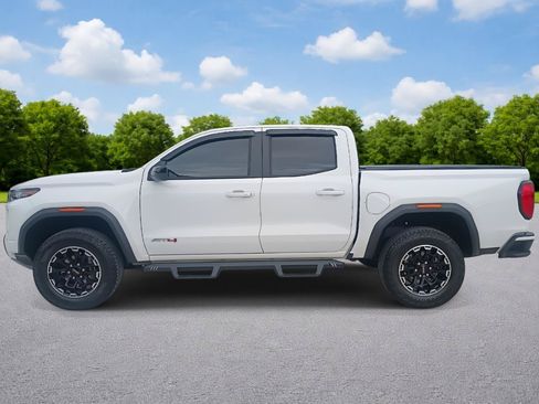 Used 2026 GMC Canyon AT4 w/ AT4 Premium Package AWD/4WD image 4